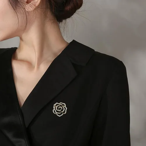 Vista 7 de Broche esmaltado de perlas de camelia para mujer, joyería de moda