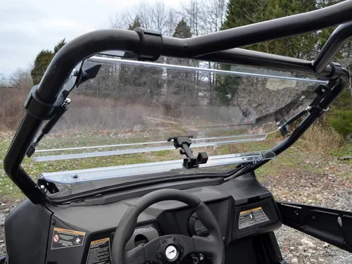 Vista 4 de SuperATV Parabrisas abatible resistente a los arañazos para Arctic Cat Wildcat Trail Sport 2015 + - Hecho de policarbonato de 1/4 de pulgada