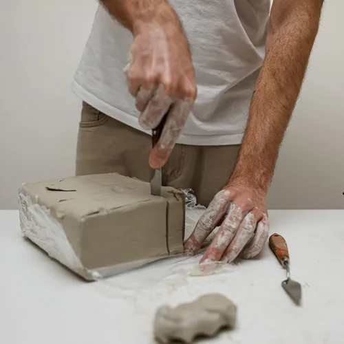 Vista 2 de ReArt Arcilla de secado al aire de 15 libras con 3 colores blanco, gris y terracota 5 libras cada uno, ideal para principiantes y escultores