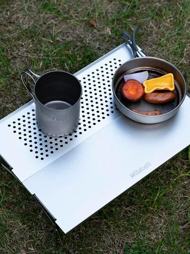 Vista 7 de WildCall - Mesa de excursión ultraligera, mini mesa plegable para acampar Con bolsa de transporte, mesa de aluminio portátil compacta