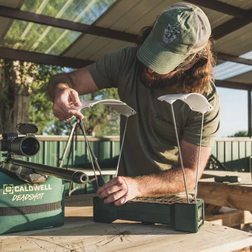 Vista 5 de Caldwell Ballistic Precision Chronograph with FPS and MPS Readings, Sun Screens and Large LCD Screen for Range Shooting