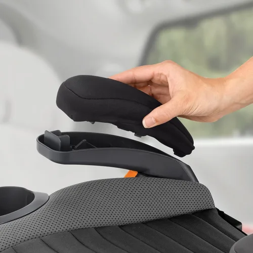 Vista 18 de Chicco GoFit ClearTex Plus Asiento elevador sin espalda, accesorio de ErgoBoost - Acolchado de espuma ultra cómodo, asa de transporte integrada