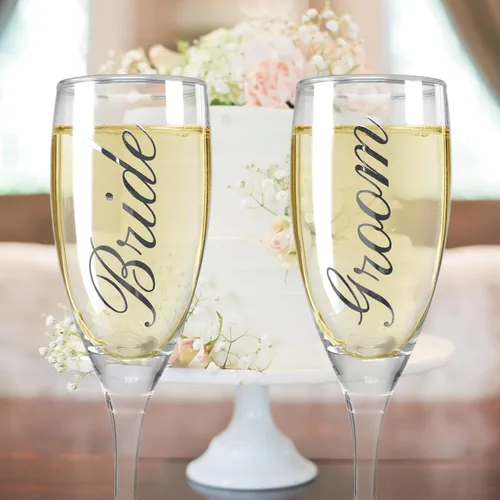 Vista 4 de BANBERRY DESIGNS Juego de 2 copas de champán para novia y novio, copas plateadas para brindis de boda de 6 onzas, elegantes copas de champán