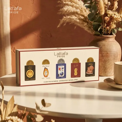 Vista 5 de Lattafa Giftset Collection Eau De Parfum Almizcle, Ámbar, Amaderado, Afrutado Fragancia de Perfume de Larga Duración
