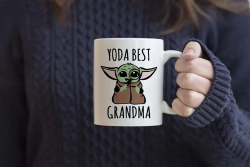 Vista 4 de Regalos de Baby Yoda: Taza de Café de 11oz "Best Grandma Ever" para Mujeres, Madres, Regalo de Cumpleaños, Primera Vez Abuela, Idea de Regalo
