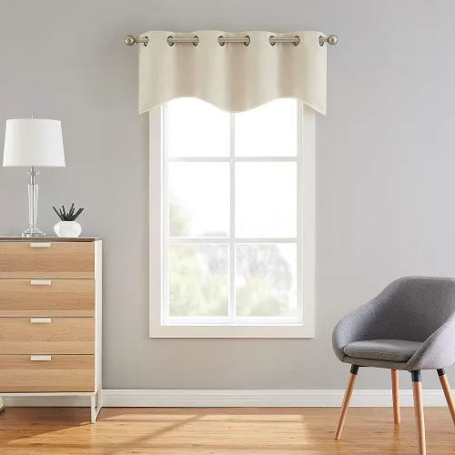 Vista 2 de Warm Home Designs Nicole 54" x 18" Scalloped Ivory Valance with Grommets. Window Toppers Look Great in Kitchen, Bathroom, Dining Room or Basement.