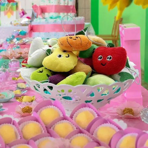 Vista 5 de Juego de 40 piezas de juguetes de peluche de alimentos de verduras, lindo llavero de juguete de peluche de vegetales pequeños para recuerdos
