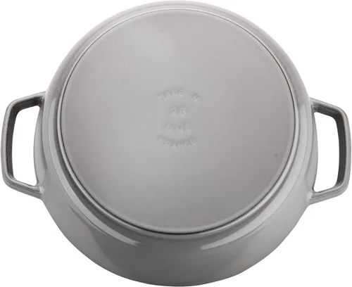 Vista 2 de Staub Hierro Fundido 6-qt Cochon Poco Profundo Ancho Redondo Cocotte - Gris Grafito