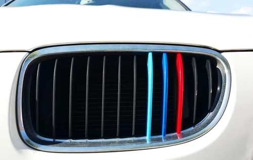 Vista 5 de iJDMTOY Exact Fit - Recortes para parrilla de automóvil, compatible con vehículos BMW