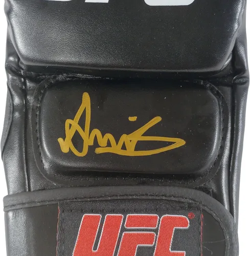 Vista 2 de Amir Albazi Autographed UFC MMA Fighter Glove, Beckett BAS Certified COA