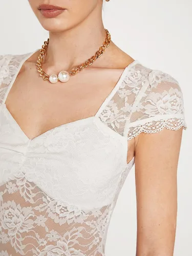 Vista 4 de WDIRARA Body de encaje floral con cuello corazón y manga casquillo para mujer