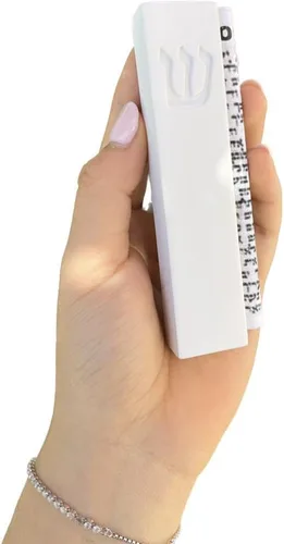 Vista 6 de A&S Mezuzot Funda de mezuzá de hormigón con desplazamiento, fácil instalación de despegar y pegar, funda protectora duradera para bendiciones y Gris