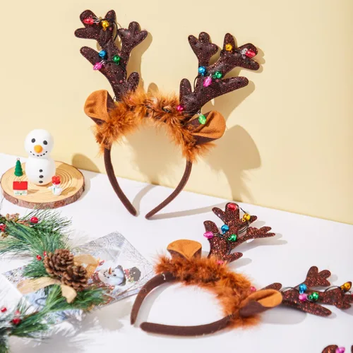 Vista 7 de JOYIN Diadema de reno de Navidad, 4 piezas, cuernos LED iluminados, sombrero de reno, diademas para fiestas de Navidad y recuerdos de fiestas