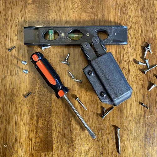 Vista 6 de Clip & Carry Kydex - Funda multiherramienta para Gerber Diesel, fabricada en Estados Unidos (multiherramienta no incluida)