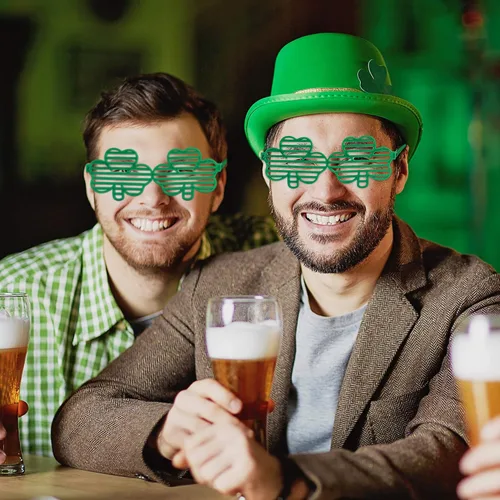 Vista 4 de St. Patricks Day Shamrock Four Leaf Clover Green Lucky Plastic Shutter Glasses, Shades, Sunglasses, Party Props