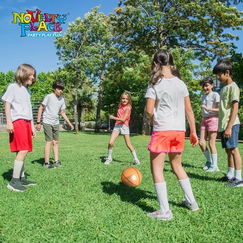 Vista 5 de Novelty Place Pelotas inflables de playa, paquete de 3, baloncesto de playa de 12 pulgadas para niños, suministros de fiesta de verano en la playa