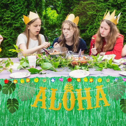 Vista 7 de 22 piezas de falda de mesa de hierba hawaiana Aloha decoración de fiesta que incluye pancarta de Aloha brillante hojas verdes tropicales y falda