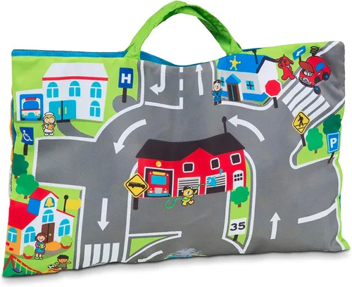 Vista 4 de Estera de juego toma de la ciudad (19.25 x 14.25 pulgadas) con 9 vehículos blandos de Melissa & Doug