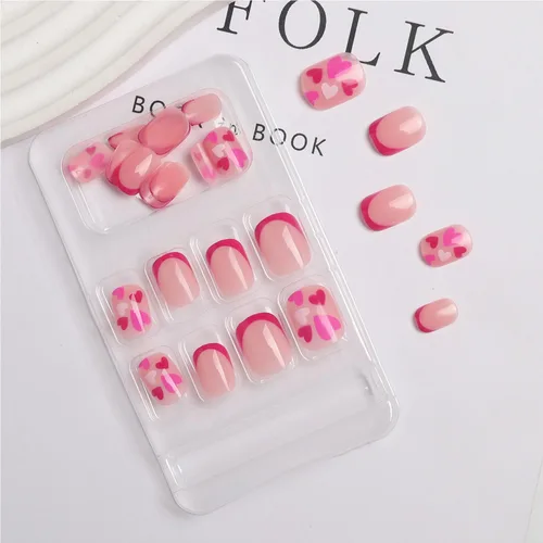 Vista 5 de Uñas postizas a presión para el día de San Valentín, uñas postizas cortas cuadradas con corazón de amor, uñas acrílicas con corazones rojos 01.