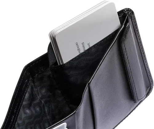 Vista 4 de Bellroy Billetera delgada para monedas, diseño de cuero plegable, capacidad para 4-8 tarjetas, cierre magnético