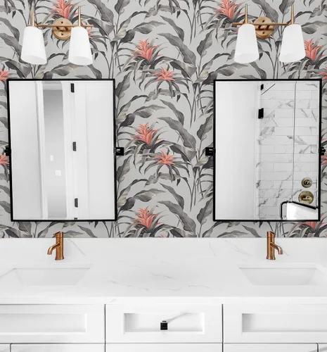 Vista 5 de NextWall Stacy Garcia Home Palma Tropical - Papel tapiz autoadhesivo (plateado metálico y coral)
