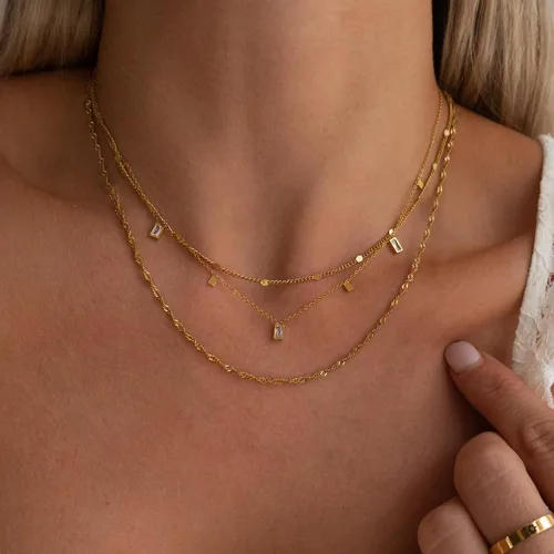 Vista 3 de Fwlisesa Collares en capas para mujer, conjunto de collares de oro delicado, collar de gargantilla chapado en oro de 14k, con circonita cúbica