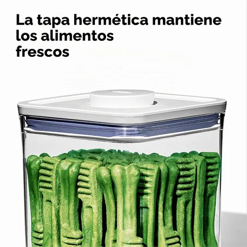 Vista 4 de OXO Good Grips Recipiente POP para mascotas – 2.6 L/2.8 Qt Ideal para hasta 3 libras de comida para perros o 2 libras de comida para gatos Blanco