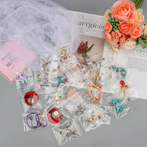 Vista 3 de Designster 200 bolsas de plástico autoselladas con cremallera para joyas, bolsas de PVC transparente para guardar joyas (2.4 x 3.15 pulgadas)