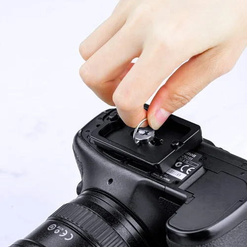 Vista 4 de K&F CONCEPT Aluminum Camera Tripod Quick Release Mounting Plate for Tripod Negro 1 paquete