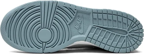 Vista 182 de Nike Kid's Dunk Low Sneaker