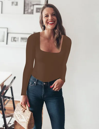 Vista 4 de Chunpin Body sexy de manga corta con cuello cuadrado para mujer, con doble forro