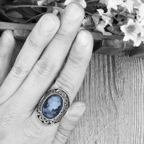 Vista 9 de Vintage Look Lady Queen Cameo Sets For Women Victoria Pendant Cameo Necklace Earrings Ring Bracelet Fashion Jewelry