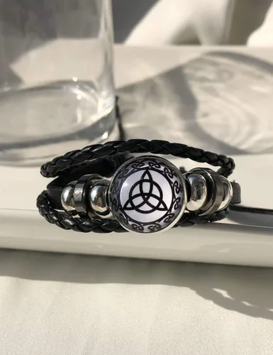 Vista 3 de Trinity - Pulsera trenzada con nudo celta y cuerdas hecha a mano triquetra estilo vikingo estilo étnico ajustable unisex