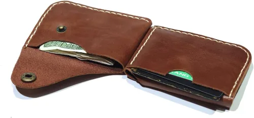 Vista 23 de Leather Card Holder Wallet, Compact Design with Slots for Cards and Cash (light brown)