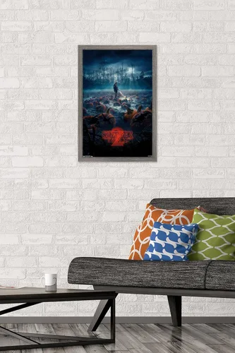Vista 2 de Trends International Netflix Stranger Things: Season 2 - Póster de pared de calabazas, 14.725 x 22.375 pulgadas, versión enmarcada de madera