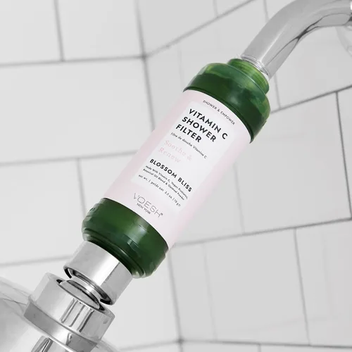 Vista 3 de VOESH Filtro de ducha con vitamina C, Blossom Bliss, aromaterapia de ducha, purificador de agua, suavizante de agua, probióticos veganos, cabezal