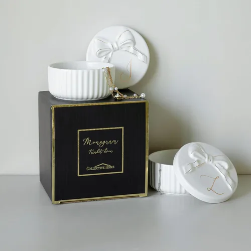 Vista 6 de COLLECTIVE HOME - Joyero con monograma con lazo, ideas de regalo de Navidad para mujeres, pequeño regalo para novia, esposa, soporte para anillos