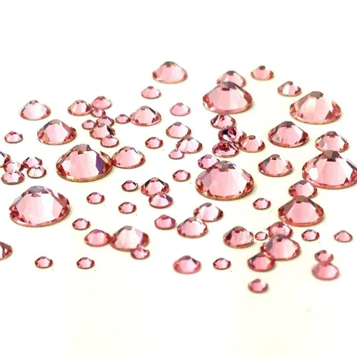 Vista 3 de LIGHT ROSE (223), color rosa, 144 unidades, Swarovski 2058/2088, piedras de estrás rosa para arte de uñas mezcladas con tamaños ss5, ss7, ss9, ss12