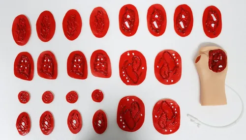 Vista 3 de Kit de 34 piezas de sangrado para heridas y traumatismos
