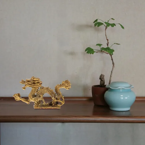 Vista 6 de Beavorty Estatua de dragón chino Feng Shui, escultura de dragón dorado, figuras reales del zodiaco 2023, escultura de año nuevo, adornos de mesa