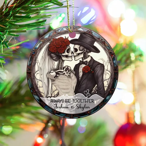 Vista 3 de Adorno de Navidad personalizado de esqueleto de novia y novio 2025, adorno de esqueleto de pareja con texto personalizado para bodas comprometidas