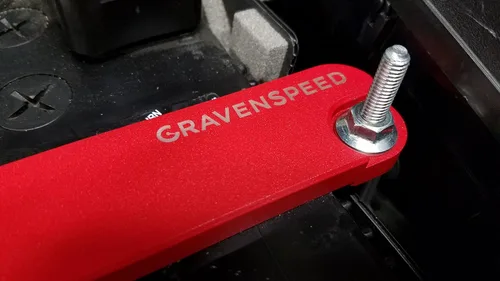 Vista 3 de CravenSpeed Amarre de batería para Mazda ND MX-5 Miata 2016-2025 Hecho de aluminio ligero Fuerte y seguro Mecanizado y recubierto de polvo