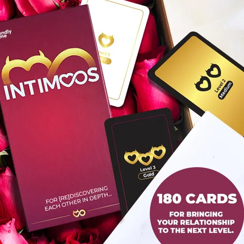 Vista 2 de GUATAFAC INTIMOOS - El mejor juego de cartas para parejas para él, ella y parejas