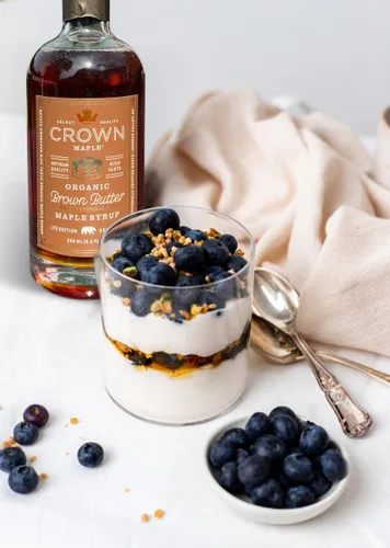 Vista 3 de Crown Maple Jarabe de Arce Orgánico con Sabor a Mantequilla Marrón, Sin Gluten, Sin Conservantes, Sin OMG, para Panqueques, Gofres y Tostadas