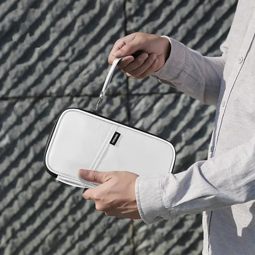 Vista 15 de VanFn Cartera RFID para pasaporte de viaje, soporte para pasaporte familiar, organizador de documentos de viaje serie P.Travel (nailon, gris)