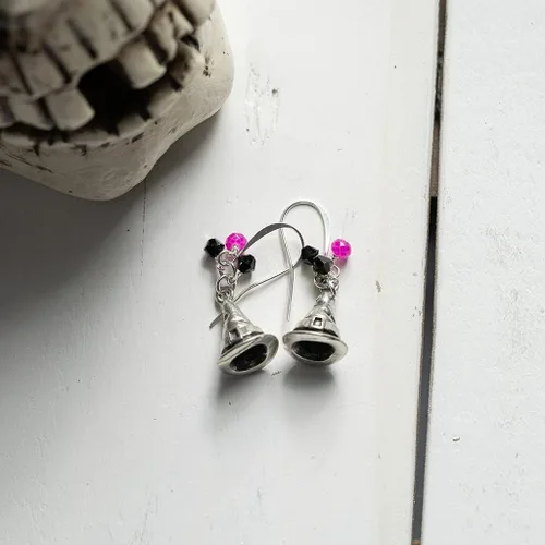 Vista 3 de Black and Fuchsia Witch Hat Earrings - Halloween Jewelry - October Fall Birthday Gift Ideas for Women