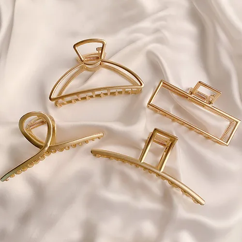 Vista 7 de AIBEE Pinzas grandes de metal para el cabello, 4 pinzas antideslizantes grandes doradas con fuerte sujeción para cabello grueso y fino para mujeres