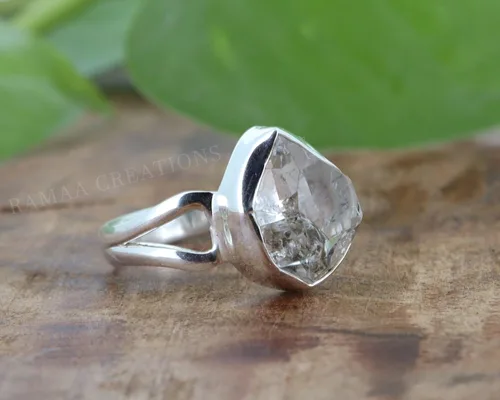 Vista 5 de Anillo de diamante Herkimer crudo Anillo de plata hecho a mano con piedra natal de abril Anillo Herkimer natural Plata maciza de ley 925