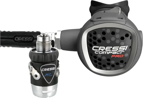 Vista 2 de Cressi - Regulador de buceo ideal para principiantes y viajeros - Diafragma hiperequilibrado 1ª etapa, 2ª etapa compacta - MC9-SC/Compact Pro
