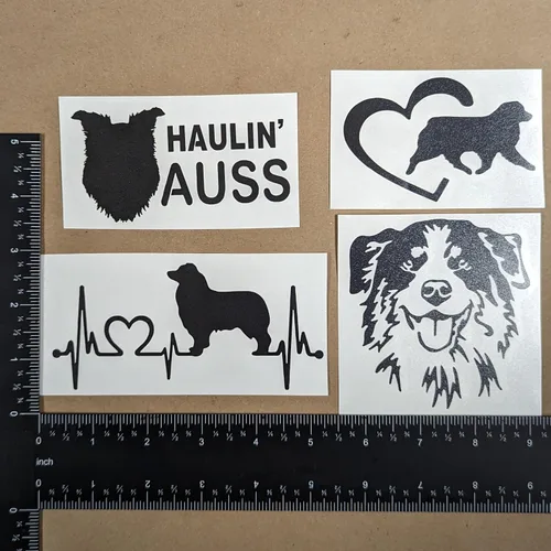 Vista 4 de Paquete de 4 calcomanías de pastor australiano: Haulin' Auss, latido del corazón australiano, corazón de pastor australiano, calcomanías detalladas